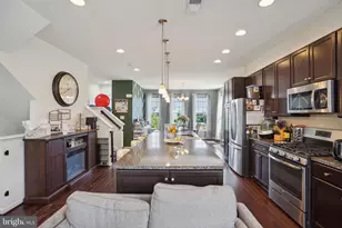 8944 Dahlgren Ridge Rd, Manassas, VA 20111 - Photo 8
