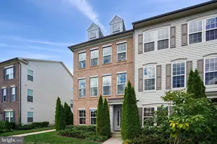 8944 Dahlgren Ridge Rd, Manassas, VA 20111 - Photo 2