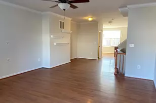 2849 Chinkapin Oak Ln, Woodbridge, VA 22191 - Photo 6