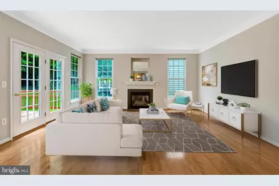 13040 Pilgrims Inn Drive, Woodbridge, VA 22193 - Photo 10