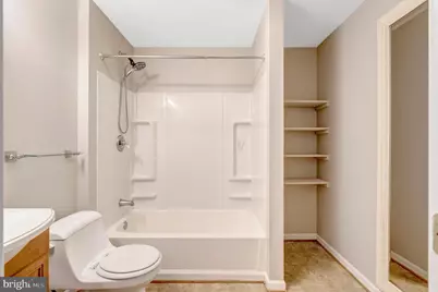 13040 Pilgrims Inn Drive, Woodbridge, VA 22193 - Photo 32
