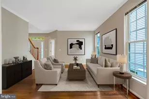 13040 Pilgrims Inn Dr, Woodbridge, VA 22193 - Photo 38
