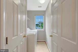 13040 Pilgrims Inn Dr, Woodbridge, VA 22193 - Photo 22