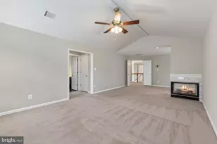 8155 Cancun Ct, Gainesville, VA 20155 - Photo 38