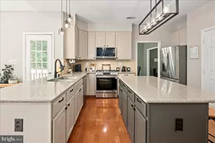 12567 Spiller Ln, Manassas, VA 20112 - Photo 8