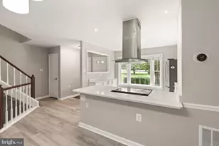 11824 Critton Cir, Woodbridge, VA 22192 - Photo 12