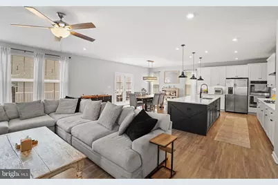 12405 Southington Drive, Woodbridge, VA 22192 - Photo 10