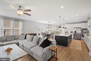 12405 Southington Dr, Woodbridge, VA 22192 - Photo 10