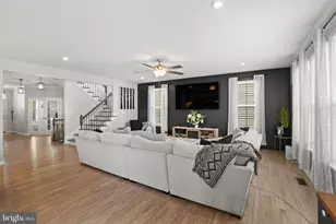 12405 Southington Dr, Woodbridge, VA 22192 - Photo 8