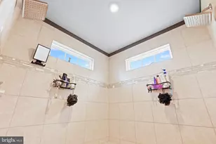 12405 Southington Dr, Woodbridge, VA 22192 - Photo 32