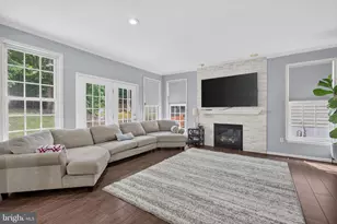 13016 Pilgrims Inn Dr, Woodbridge, VA 22193 - Photo 14