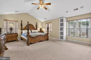 13016 Pilgrims Inn Dr, Woodbridge, VA 22193 - Photo 24