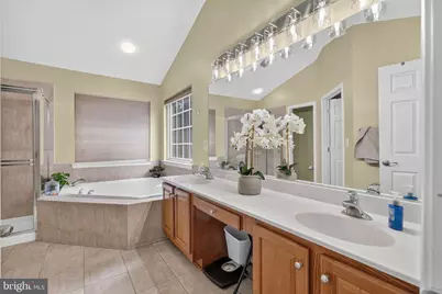 13016 Pilgrims Inn Drive, Woodbridge, VA 22193 - Photo 26