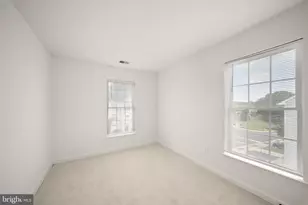 14196 Madrigal Dr, Woodbridge, VA 22193 - Photo 34
