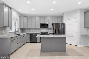 7015 Trek Way, Gainesville, VA 20155 - Photo 18
