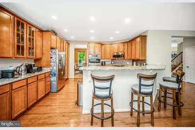 12594 Stone Lined Circle, Woodbridge, VA 22192 - Photo 16