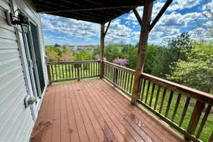 2874 Chinkapin Oak Ln, Woodbridge, VA 22191 - Photo 10