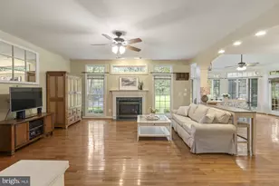 13539 Heritage Farms Dr, Gainesville, VA 20155 - Photo 30
