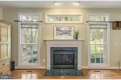 13539 Heritage Farms Drive, Gainesville, VA 20155 - Photo 32