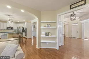 13539 Heritage Farms Dr, Gainesville, VA 20155 - Photo 28