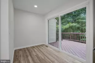3299 Greco Ct, Woodbridge, VA 22192 - Photo 10