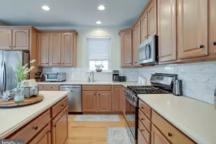 10036 Pentland Hills Way, Bristow, VA 20136 - Photo 10