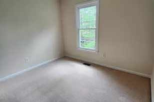 7766 Black Horse Ct, Manassas, VA 20109 - Photo 12
