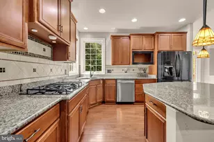 3232 Lost Pond Ct, Triangle, VA 22172 - Photo 16