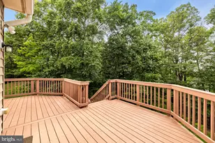 3232 Lost Pond Ct, Triangle, VA 22172 - Photo 22
