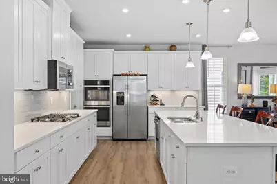 12528 Southington Drive, Woodbridge, VA 22192 - Photo 14
