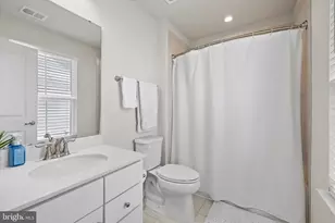 12528 Southington Dr, Woodbridge, VA 22192 - Photo 32