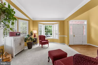 5777 Waterloo Bridge Circle, Haymarket, VA 20169 - Photo 8