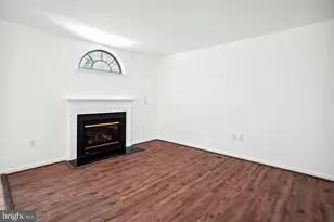 13857 Redford Ln, Woodbridge, VA 22193 - Photo 12
