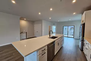 13721 Cobble Loop, Woodbridge, VA 22193 - Photo 4