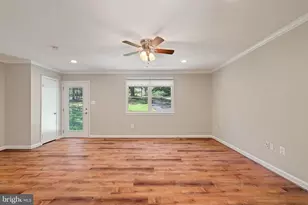 2409 Gore Dr, Haymarket, VA 20169 - Photo 10