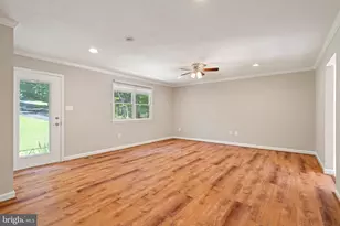 2409 Gore Dr, Haymarket, VA 20169 - Photo 6