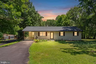 2409 Gore Drive, Haymarket, VA 20169 - Photo 2