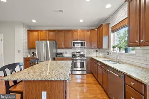 11803 Lake Baldwin Dr, Bristow, VA 20136 - Photo 10