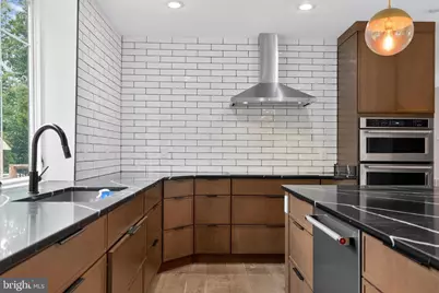7818 Leland Road, Manassas, VA 20111 - Photo 12