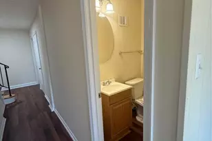 1403 Admiral Dr, Woodbridge, VA 22192 - Photo 8