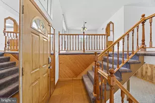 13501 Kelmont Ct, Woodbridge, VA 22193 - Photo 2