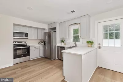 14013 Glenkirk Road, Gainesville, VA 20155 - Photo 10