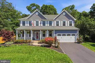 10408 Coral Berry Dr, Manassas, VA 20110 - Photo 2