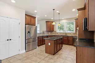 6645 Passage Creek Ln, Manassas, VA 20112 - Photo 30