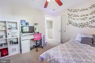 15575 Catamaran Ct, Montclair, VA 22025 - Photo 30