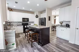 15575 Catamaran Ct, Montclair, VA 22025 - Photo 6