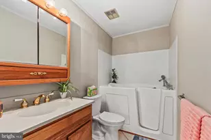 11026 Wooldridge Dr, Manassas, VA 20111 - Photo 26
