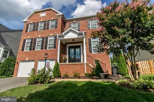 7671 Hamelin Ln, Gainesville, VA 20155 - Photo 1