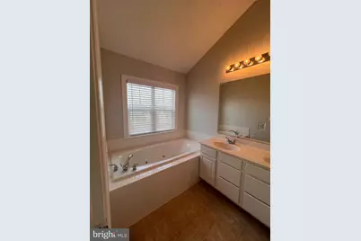 8234 Glade Bank Drive, Manassas, VA 20111 - Photo 12