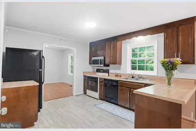 6090 River Forest Drive, Manassas, VA 20112 - Photo 12